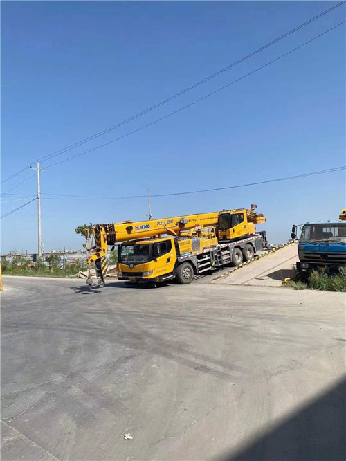 兴山县吊车作业时，可能会产生哪些额外收费项目？